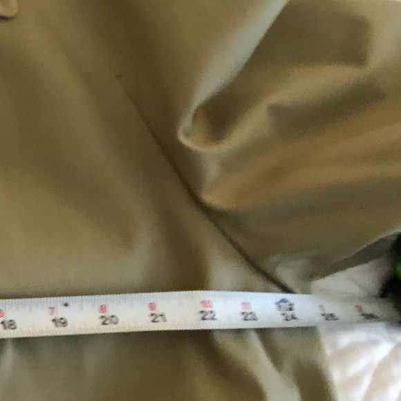 London Fog 42 Long Tan Trench Coat. Inside lining, Snow Cloth Virgin Wool! - Picture 6 of 15